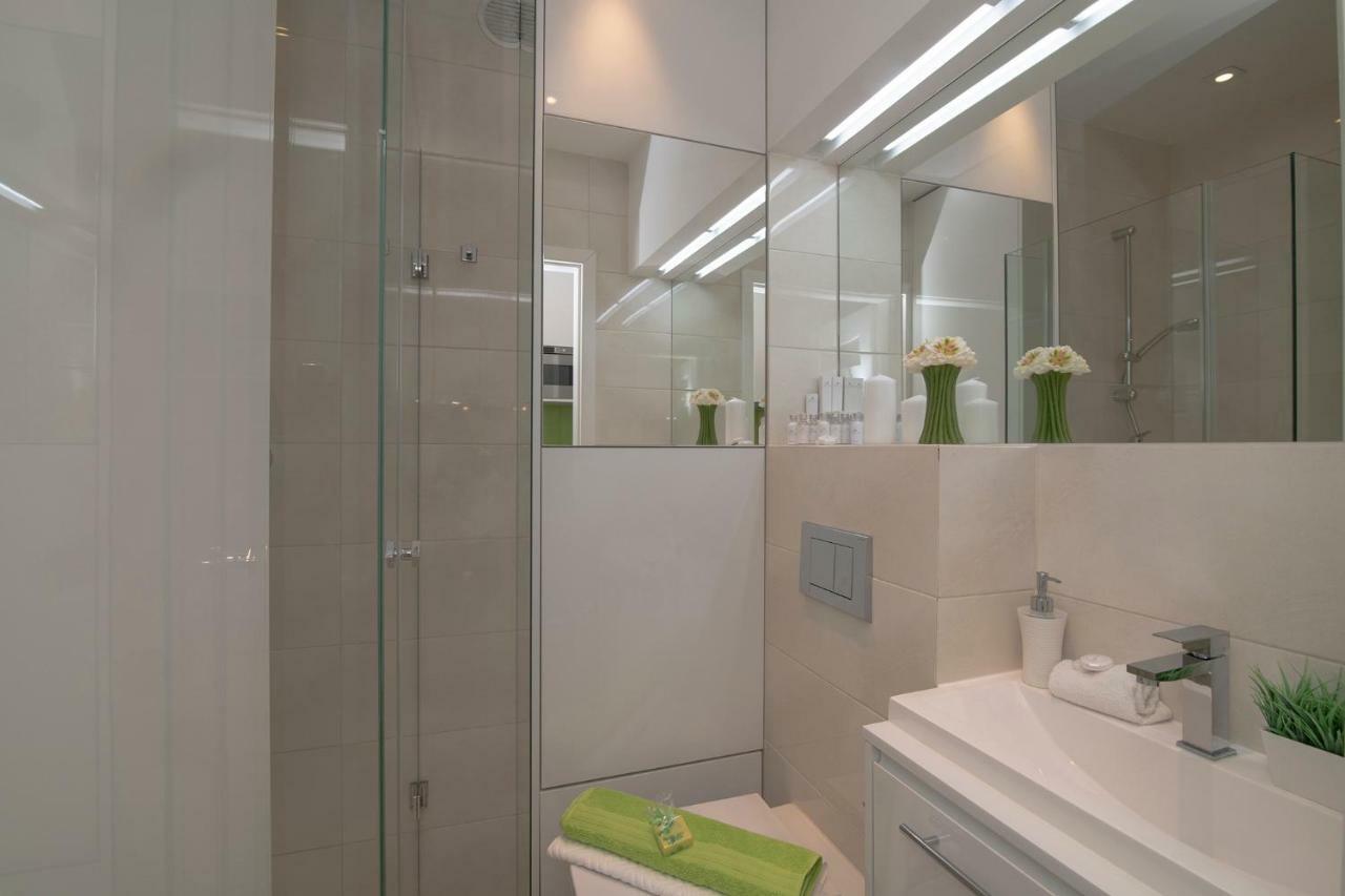 Wlr Apartments - Marszalkowska Варшава Екстер'єр фото